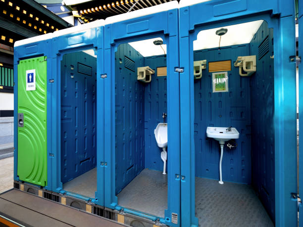 Best Portable toilet rental cost  in Clinton, AR
