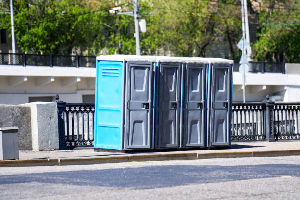 Best Sanitation services for porta potties  in Clinton, AR